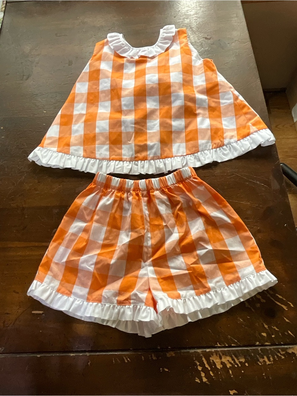 Girls size 4T shorts set
